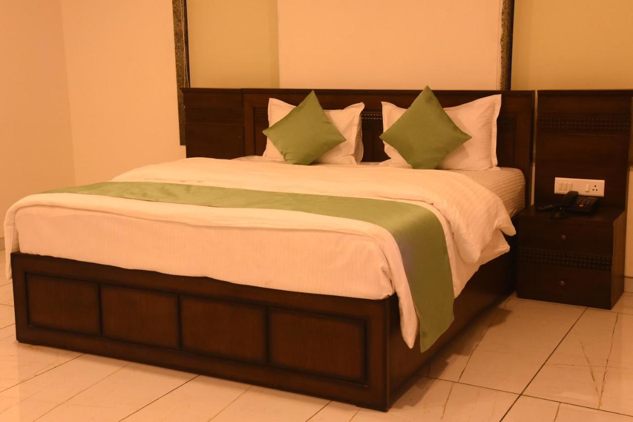 Vits Excellensea Karde Beach ดาโปลี ภายนอก รูปภาพ