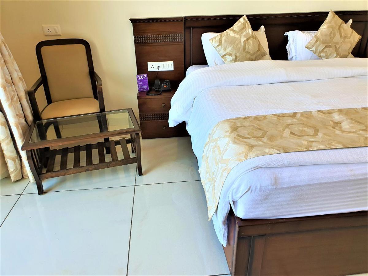 Vits Excellensea Karde Beach ดาโปลี ภายนอก รูปภาพ