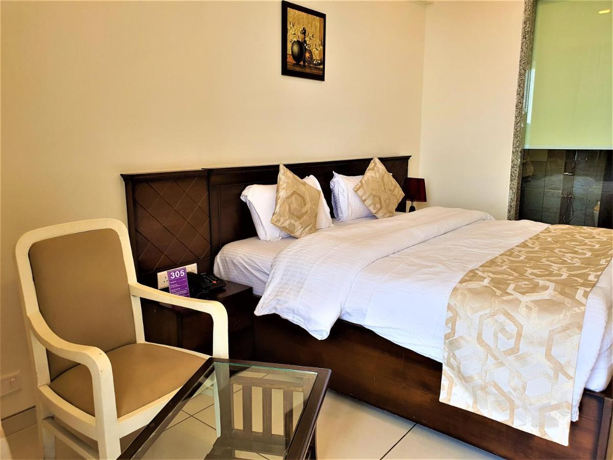 Vits Excellensea Karde Beach ดาโปลี ภายนอก รูปภาพ